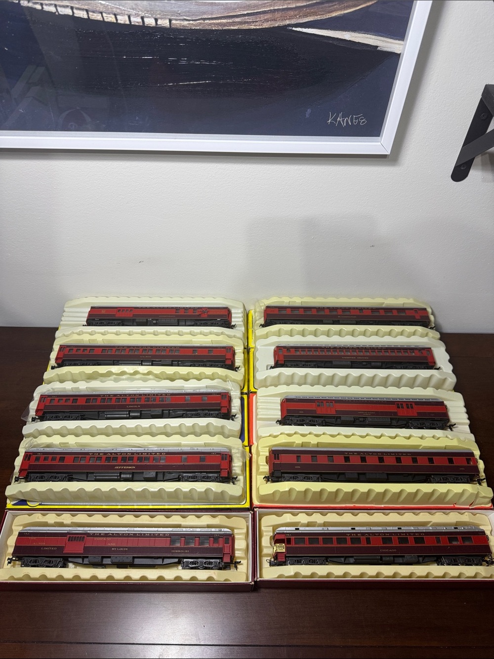 AHM/Rivarossi The Alton Limited 1920’s HO Scale 10 Piece Passenger Car Set (New)